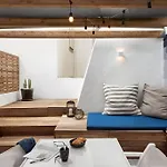 Bica Lux Secret Terrace 2-bedroom * Lisbona