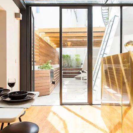 Bica Lux Secret Terrace 2-bedroom Lisbon