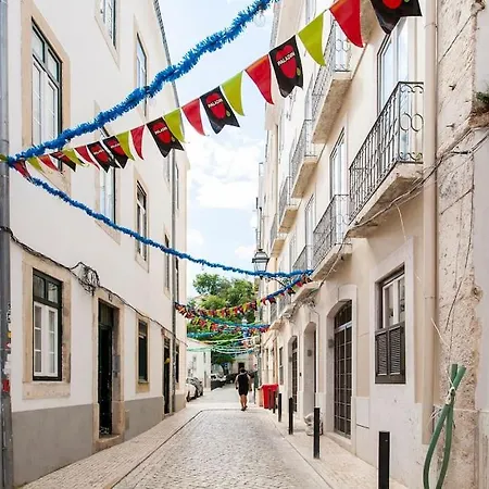 Bica Lux Secret Terrace 2-bedroom * Lisbon