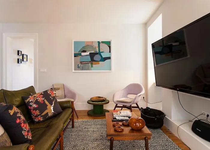 شقة Bica Lux Secret Terrace 2-bedroom Lisboa