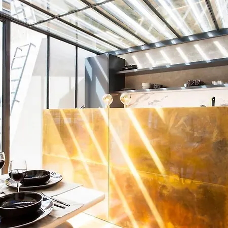 Bica Lux Secret Terrace 2-bedroom Lizbona